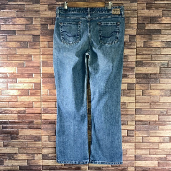 Womens Signature by Levi’s Mid Rise Bootcut Jeans Size 12 - Picture 2 of 10